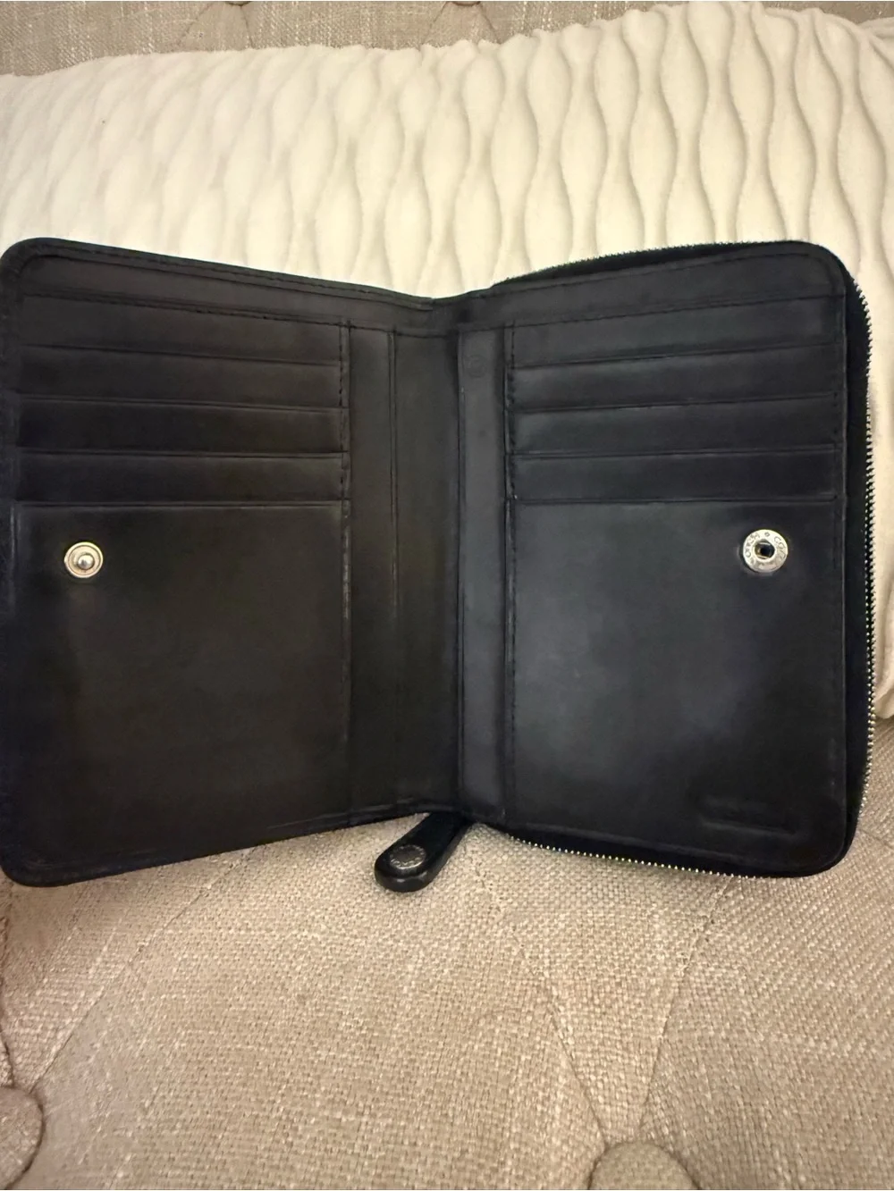 Vintage Classic Coach Black Leather Zip-Around Organizer Wallet